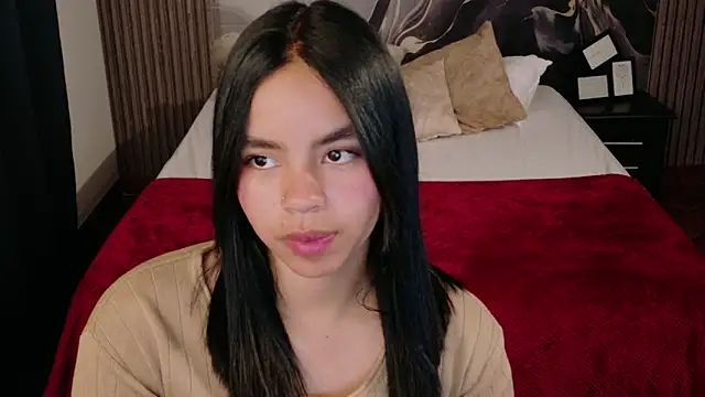 SofiaMante  online show from 02-11-26, 09:42