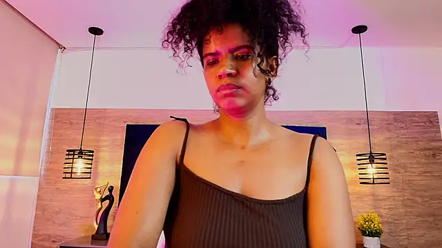 Ellie-Alves online show from 05-12-26, 04:26