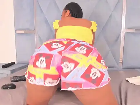 Snapshot of sweetdesireasm chatting on 01-11-26, 08:03 sweetdesireasm online show from 01-11-26, 08:03