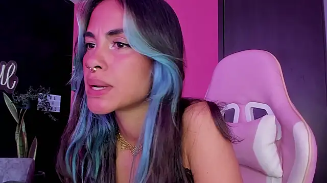 azula lillet online show from 02-10-26, 03:27