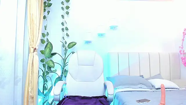 Snapshot of emily7_ chatting on 02-02-26, 08:40 emily7 online show from 02-02-26, 08:40