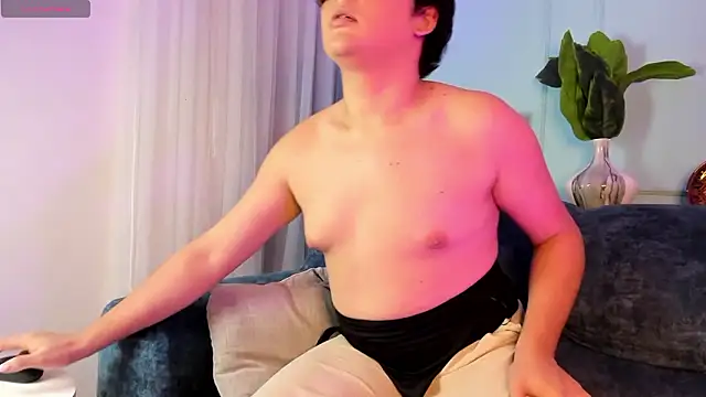 Snapshot of Nicki_Ripperton chatting on 01-08-26, 01:13 Nicki Ripperton online show from 01-08-26, 01:13