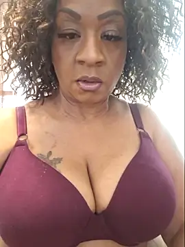 Snapshot of Big_Booty_Bonnie chatting on 03-02-26, 04:14 Big Booty Bonnie online show from 03-02-26, 04:14