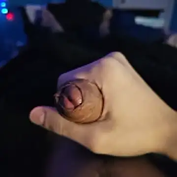 Snapshot of AnonymousTwinkie chatting on 01-15-26, 01:48 AnonymousTwinkie online show from 01-15-26, 01:48