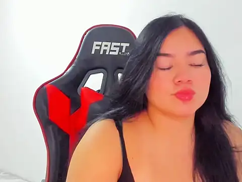 Snapshot of abby_gonzales chatting on 01-08-26, 03:25 abby gonzales online show from 01-08-26, 03:25