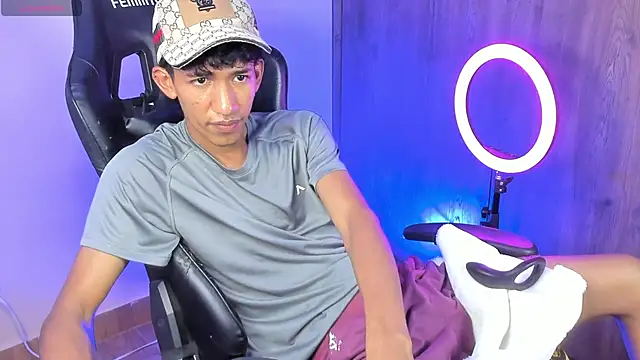 neitan miller  online show from 01-11-26, 02:05