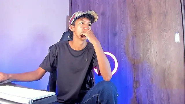 neitan miller  online show from 03-20-26, 02:44