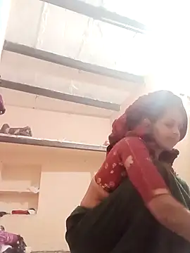 Snapshot of Hasmi_hot09 chatting on 02-05-26, 02:38 Hasmi hot09 online show from 02-05-26, 02:38