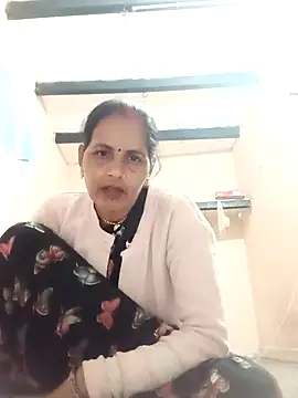 Snapshot of Hasmi_hot09 chatting on 02-12-26, 03:18 Hasmi hot09 online show from 02-12-26, 03:18