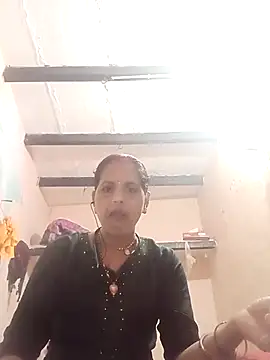 Snapshot of Hasmi_hot09 chatting on 02-16-26, 05:09 Hasmi hot09 online show from 02-16-26, 05:09