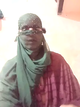 Snapshot of Hasmi_hot09 chatting on 02-19-26, 05:20 Hasmi hot09 online show from 02-19-26, 05:20