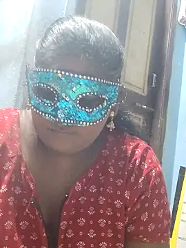 Snapshot of divyasree1431 chatting on 06-16-26, 02:52 divyasree1431 online show from 06-16-26, 02:52