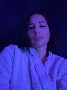 Maya-www online show from 03-04-26, 06:08