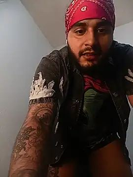 Snapshot of hardandtasty chatting on 01-10-26, 11:34 hardandtasty online show from 01-10-26, 11:34