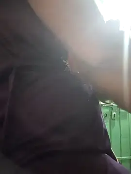 Snapshot of Nilam_cute chatting on 05-06-26, 01:27 Nilam cute online show from 05-06-26, 01:27