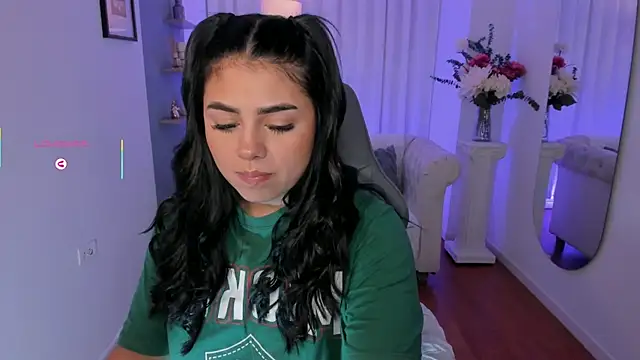 taylor smiith1 online show from 06-05-26, 08:14