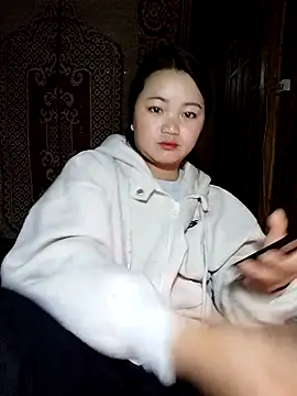 Snapshot of May-2k chatting on 01-08-26, 01:57 May-2k online show from 01-08-26, 01:57