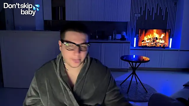 Snapshot of DontSkipMeBaby chatting on 01-08-26, 02:30 DontSkipMeBaby online show from 01-08-26, 02:30