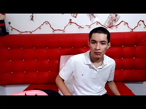 Snapshot of Niky666 chatting on 01-12-26, 02:22 Niky666 online show from 01-12-26, 02:22