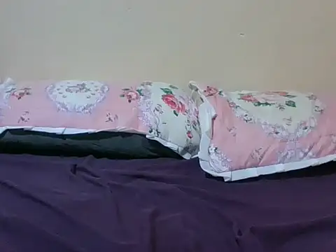 Snapshot of Quueenafrica chatting on 01-07-26, 06:21 Quueenafrica online show from 01-07-26, 06:21