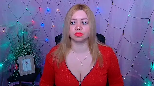 Snapshot of OliviaVerr chatting on 02-02-26, 01:21 OliviaVerr online show from 02-02-26, 01:21