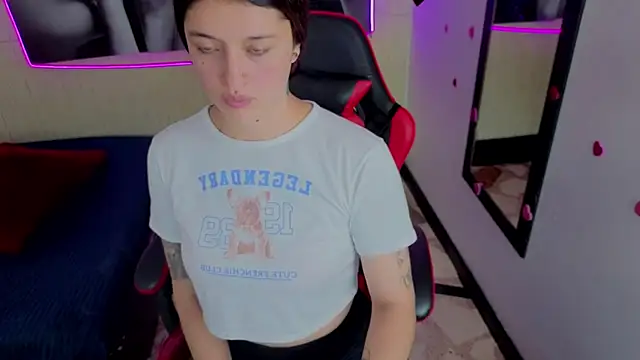 Harley quinzell online show from 03-04-26, 07:20