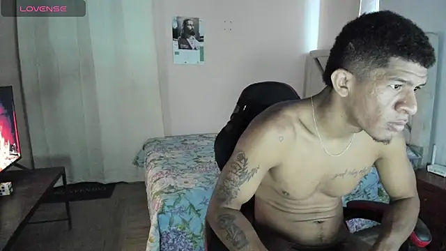 Snapshot of antonio_aguilarx chatting on 07-15-26, 03:17 antonio aguilarx online show from 07-15-26, 03:17
