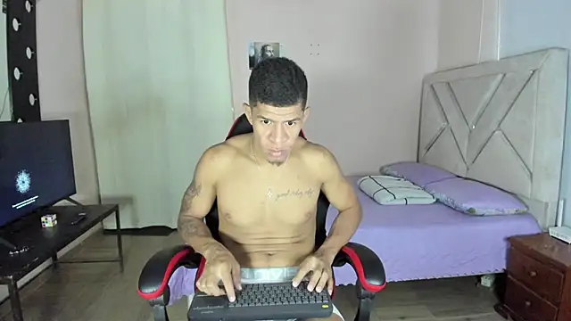 Snapshot of antonio_aguilarx chatting on 07-29-26, 06:28 antonio aguilarx online show from 07-29-26, 06:28