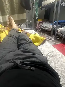 berk denizz 32 online show from 01-08-26, 03:36