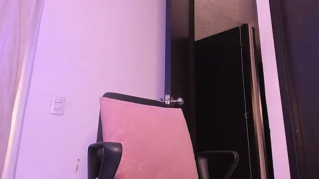 Davis Axel online show from 01-10-26, 02:57