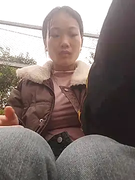 Snapshot of Hina2xx chatting on 02-11-26, 02:49 Hina2xx online show from 02-11-26, 02:49