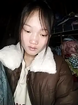 Snapshot of Hina2xx chatting on 02-17-26, 04:20 Hina2xx online show from 02-17-26, 04:20