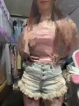 Snapshot of Adela-222 chatting on 06-16-26, 03:53 Adela-222 online show from 06-16-26, 03:53