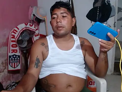 Snapshot of master_juju1924 chatting on 03-16-26, 05:44 master juju1924 online show from 03-16-26, 05:44