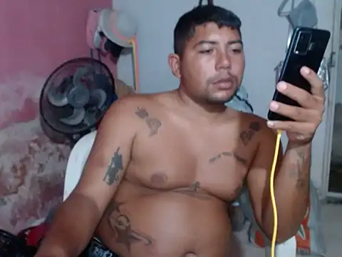 Snapshot of master_juju1924 chatting on 03-20-26, 05:23 master juju1924 online show from 03-20-26, 05:23