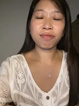 Snapshot of Mayly_lucky2 chatting on 06-16-26, 11:13 Mayly lucky2 online show from 06-16-26, 11:13