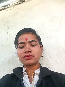 Snapshot of Jooli_sakya chatting on 01-10-26, 06:26 Jooli sakya online show from 01-10-26, 06:26