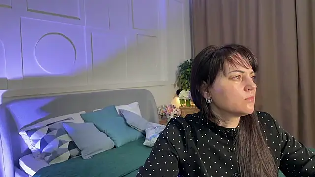 Snapshot of _SilkyShadow_ chatting on 02-01-26, 12:53 SilkyShadow online show from 02-01-26, 12:53