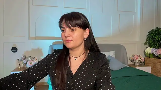 Snapshot of _SilkyShadow_ chatting on 02-03-26, 02:53 SilkyShadow online show from 02-03-26, 02:53