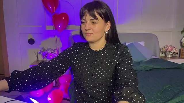 Snapshot of _SilkyShadow_ chatting on 02-15-26, 07:51 SilkyShadow online show from 02-15-26, 07:51