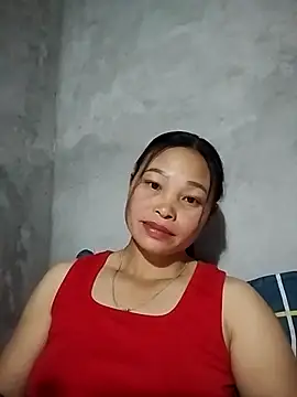 Snapshot of miray- chatting on 04-30-26, 02:01 miray- online show from 04-30-26, 02:01