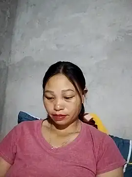 Snapshot of miray- chatting on 05-19-26, 03:40 miray- online show from 05-19-26, 03:40