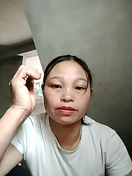 Snapshot of miray- chatting on 05-22-26, 03:57 miray- online show from 05-22-26, 03:57