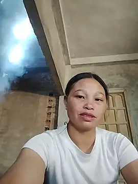 Snapshot of miray- chatting on 05-27-26, 01:57 miray- online show from 05-27-26, 01:57