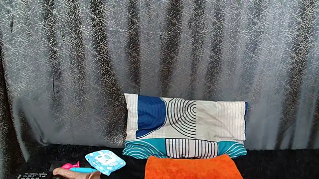 Amanda April online show from 03-18-26, 07:28