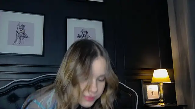 Snapshot of LiaVesper chatting on 01-11-26, 05:23 LiaVesper online show from 01-11-26, 05:23