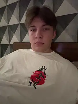 Snapshot of marcus_euphoria_ chatting on 05-02-26, 11:04 marcus euphoria online show from 05-02-26, 11:04