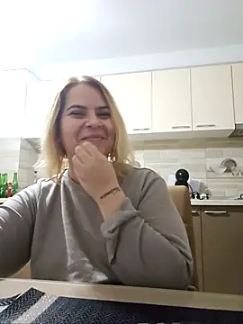 Luna-Bbw92 online show from 01-18-26, 09:40