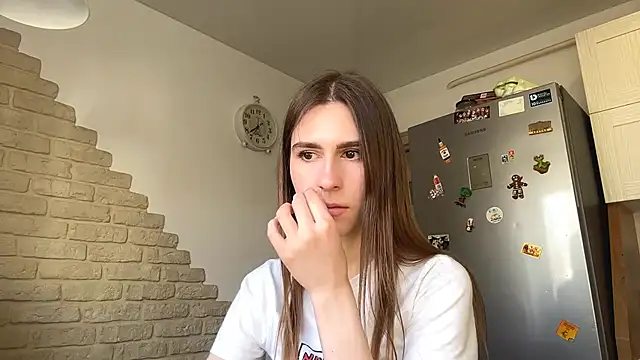 ElsieKuhlmann online show from 03-24-26, 08:52