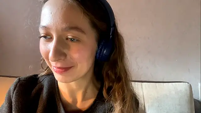 ElinHartshorne online show from 01-13-26, 09:36